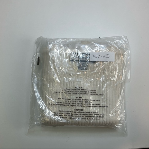 Vintage Crystal-Kobe Short Sleeve Sweater Top Size Petite Small - Picture 7 of 7